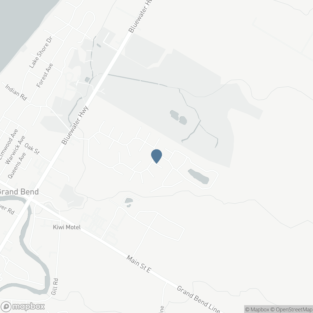 101 SHANNON BOULEVARD, Grand Bend, Ontario N0M 1T0